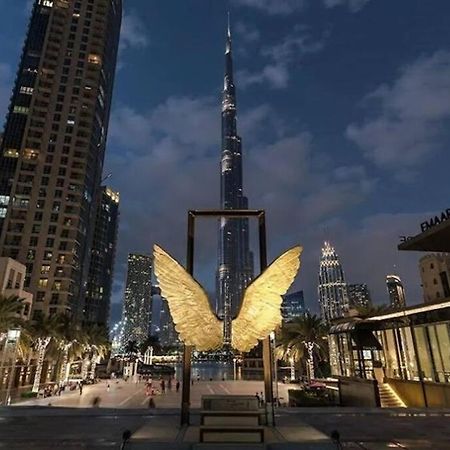 Luxury Burj Khalifa View - Mins Walking Dubai Mall Apartment Bagian luar foto